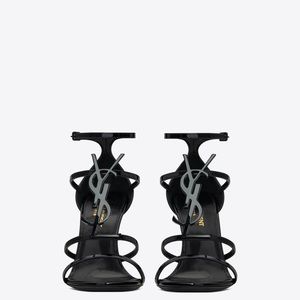 Saint Laurant Cassandra Heels in Patent Leather Black